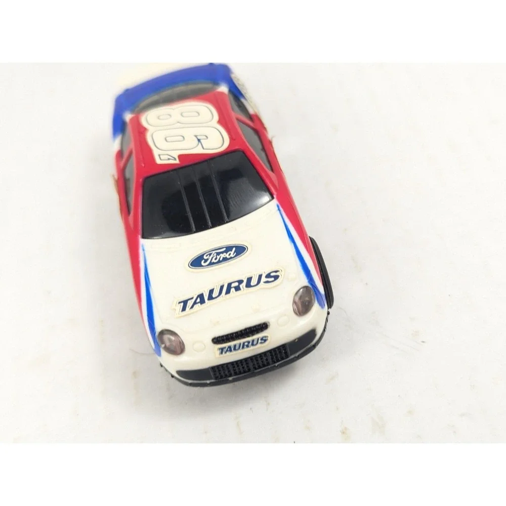 Artin Slot Car 1998 Ford Taurus Red White Blue 1:43 Stock Car - Picture 2 of 6
